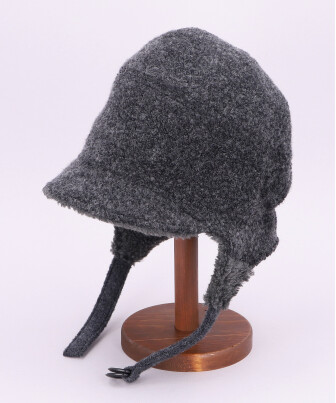 CHARCOAL GRAY